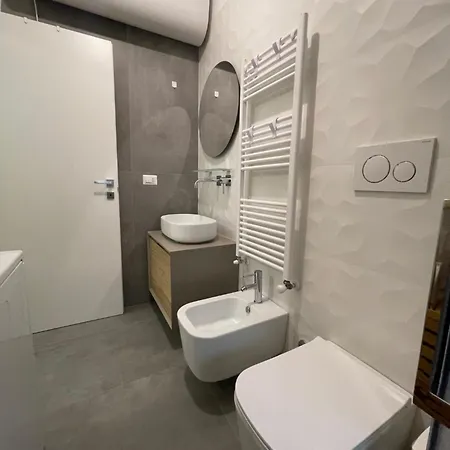 Easy To Apartment Milan