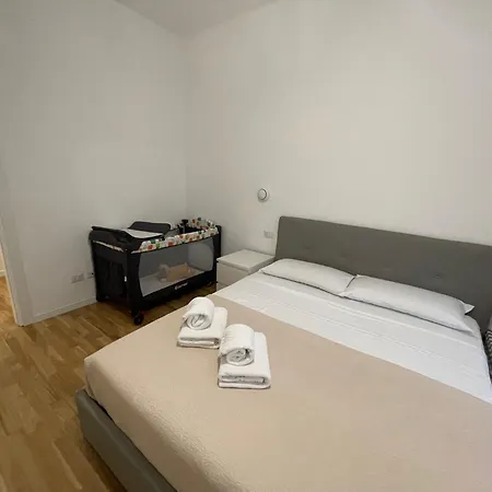 Apartment Easy To Milan